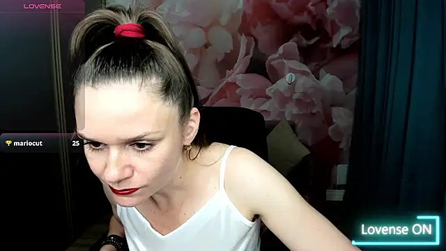 AriaGray online show from 11.04.25