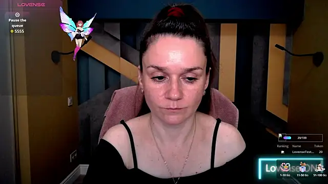 AriaGray online show from 11.27.25