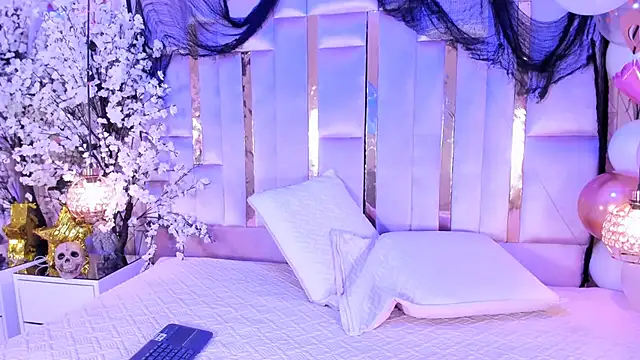 Snapshot of samarajhonson chatting on 11.29.25 samarajhonson online show from 11.29.25