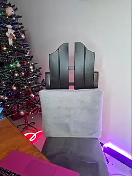 Aria Bennett21 online show from 12.19.24