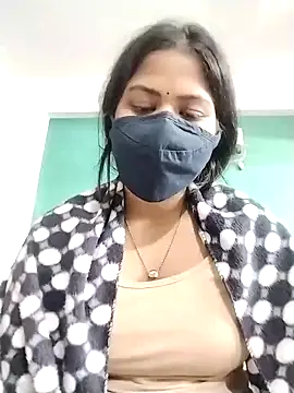 Snapshot of Sapna-80 chatting on 12.24.24 Sapna-80 online show from 12.24.24