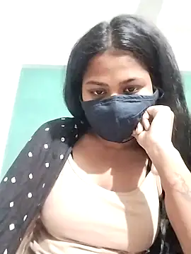 Snapshot of Sapna-80 chatting on 01.17.25 Sapna-80 online show from 01.17.25