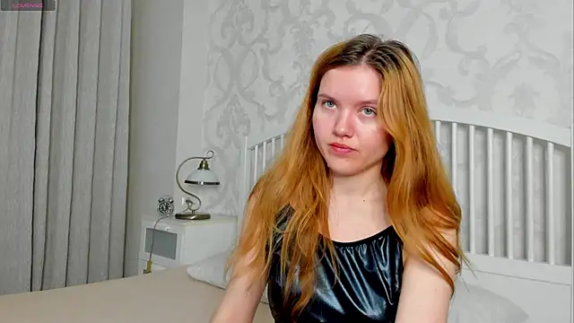 Snapshot of Eva__Lewis chatting on 05.26.26 Eva Lewis online show from 05.26.26
