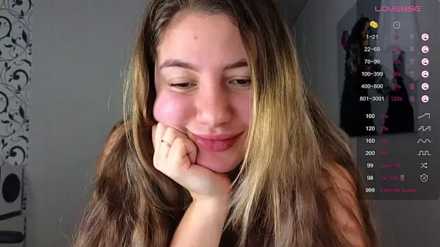 Snapshot of Yassyaaa chatting on 12.20.24 Yassyaaa online show from 12.20.24