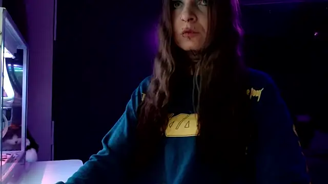 InesGold online show from 01.28.25