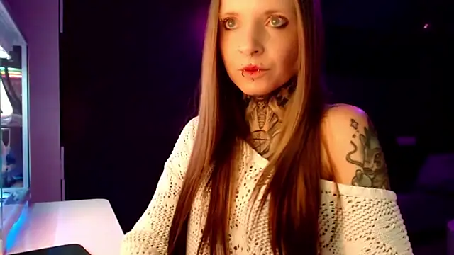 InesGold online show from 02.15.25