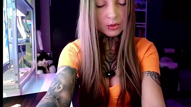 InesGold online show from 03.17.25