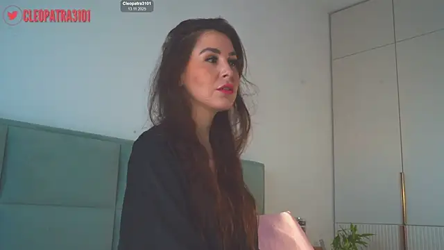 Cleopatra3101 online show from 11.13.25