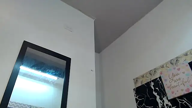Snapshot of KristalTsXXX chatting on 03.30.26 KristalTsXXX online show from 03.30.26