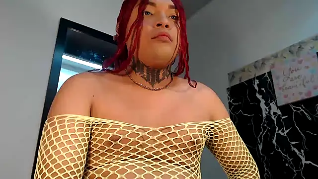 Snapshot of KristalTsXXX chatting on 04.23.26 KristalTsXXX online show from 04.23.26