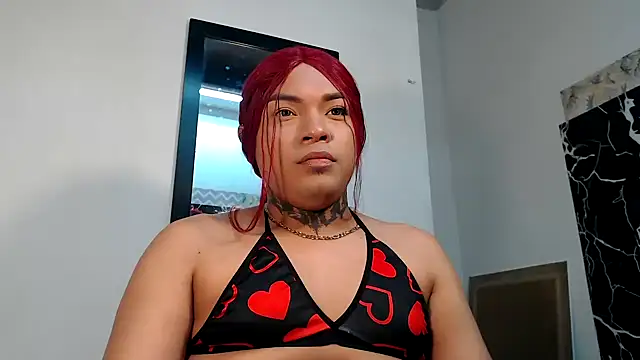 Snapshot of KristalTsXXX chatting on 05.08.26 KristalTsXXX online show from 05.08.26