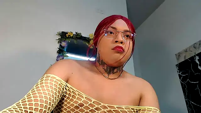 Snapshot of KristalTsXXX chatting on 05.31.26 KristalTsXXX online show from 05.31.26