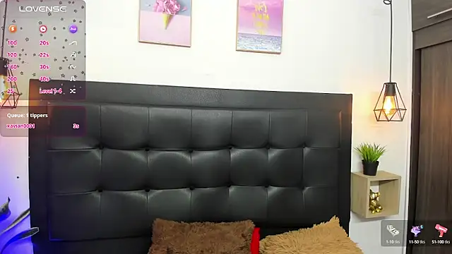 Snapshot of sweet_abby1 chatting on 01.28.25 sweet abby1 online show from 01.28.25