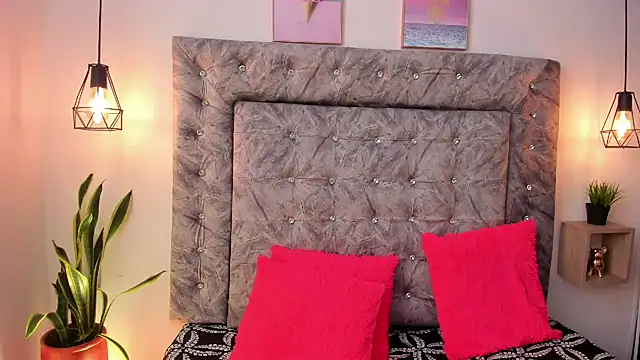 Snapshot of sweet_abby1 chatting on 03.10.25 sweet abby1 online show from 03.10.25