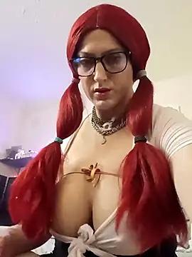 Snapshot of sissytrapdolly24 chatting on 09.28.25 sissytrapdolly24 online show from 09.28.25