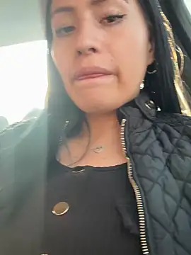 Snapshot of Sara_luna_ chatting on 02.28.25 Sara luna  online show from 02.28.25