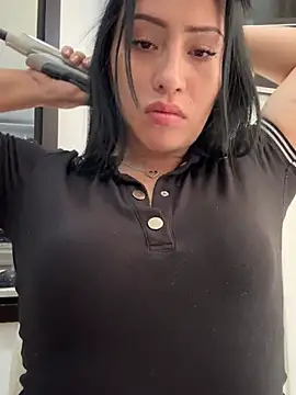 Snapshot of Sara_luna_ chatting on 03.13.25 Sara luna  online show from 03.13.25