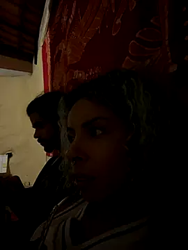 Snapshot of sammoura01 chatting on 09.26.25 sammoura01 online show from 09.26.25