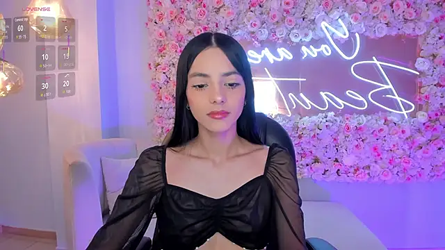 Snapshot of HannahJamesX chatting on 01.18.26 HannahJamesX online show from 01.18.26