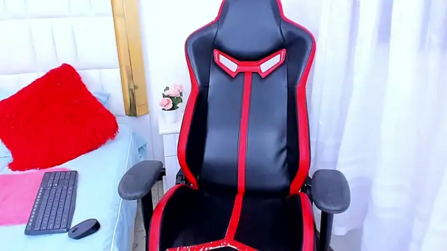 Snapshot of MadelineJackson chatting on 01.18.25 MadelineJackson online show from 01.18.25