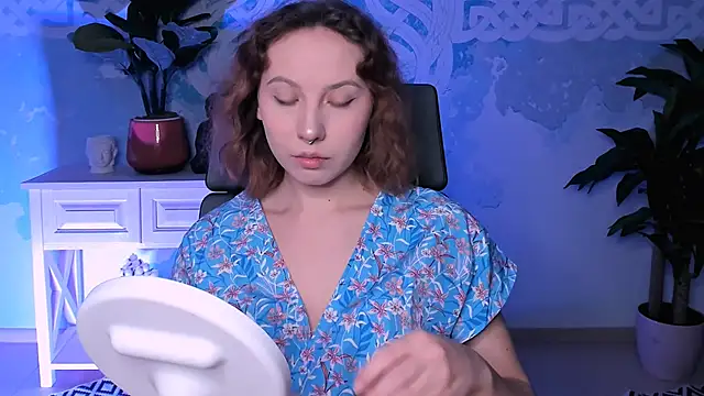 JasmineMilko online show from 11.17.25