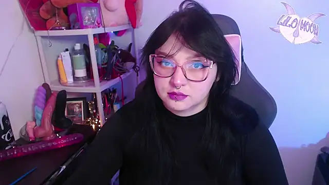 LiloMoon69 online show from 01.18.25