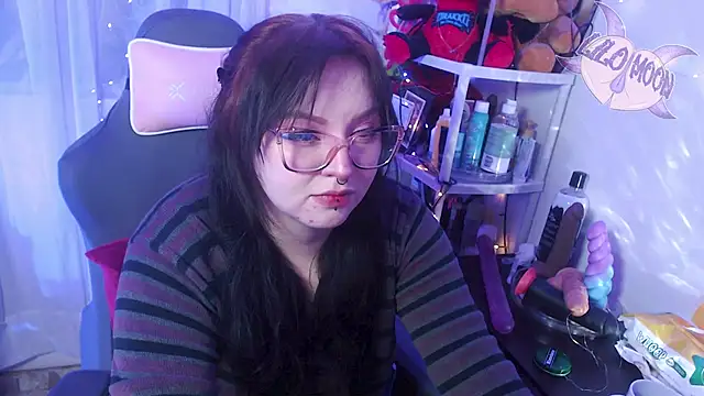 LiloMoon69 online show from 03.19.25