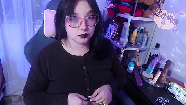 LiloMoon69 online show from 03.21.25