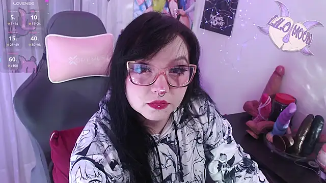 Snapshot of LiloMoon69 chatting on 06.02.26 LiloMoon69 online show from 06.02.26