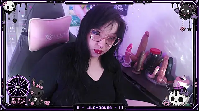 Snapshot of LiloMoon69 chatting on 06.13.26 LiloMoon69 online show from 06.13.26