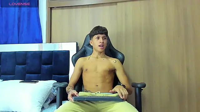  CamiloBass online show from 01.28.25