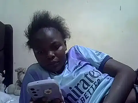 pretty vivy online show from 02.16.25