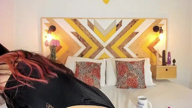 NicoleHaley online show from 02.22.25