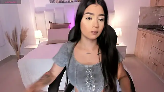 amelie jhons online show from 11.18.25