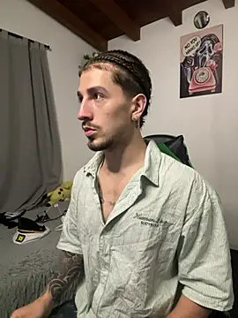 Valentino Xander online show from 02.25.26