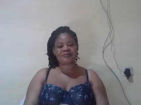 Snapshot of ANALQUEEN4 chatting on 04.25.26 ANALQUEEN4 online show from 04.25.26