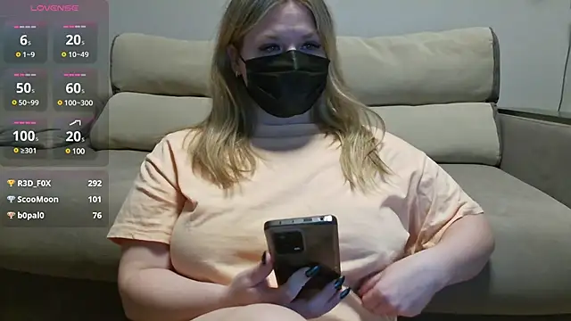 Snapshot of MilaaMilaa chatting on 01.15.25 MilaaMilaa online show from 01.15.25