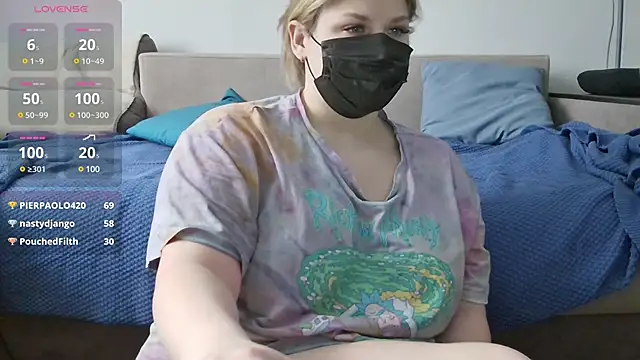 Snapshot of MilaaMilaa chatting on 01.31.25 MilaaMilaa online show from 01.31.25