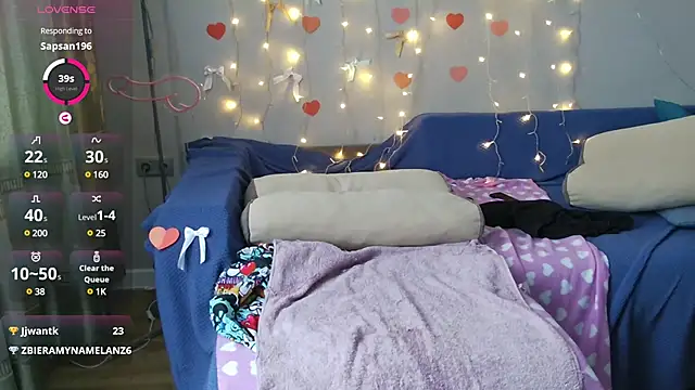 Snapshot of MilaaMilaa chatting on 02.11.25 MilaaMilaa online show from 02.11.25