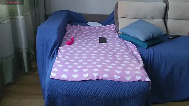 Snapshot of MilaaMilaa chatting on 02.26.25 MilaaMilaa online show from 02.26.25