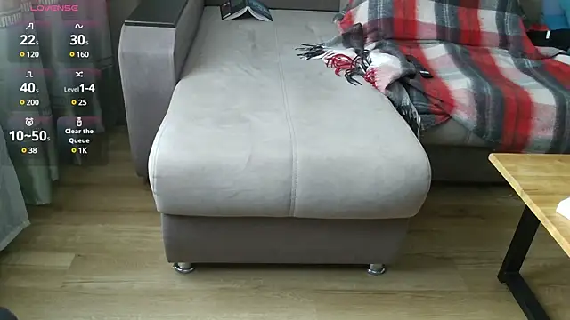 Snapshot of MilaaMilaa chatting on 03.04.25 MilaaMilaa online show from 03.04.25