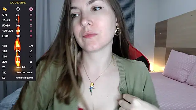 Snapshot of Naughty_Annn chatting on 05.20.26 Naughty Annn online show from 05.20.26