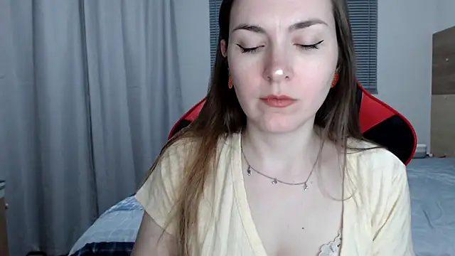 Snapshot of Naughty_Annn chatting on 06.14.26 Naughty Annn online show from 06.14.26