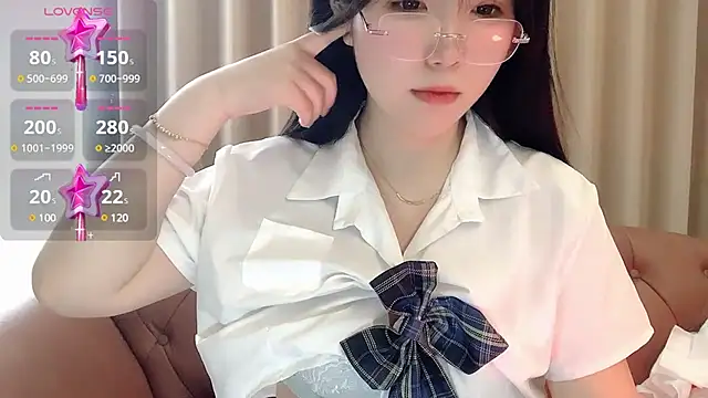 NickiBloom online show from 02.22.25