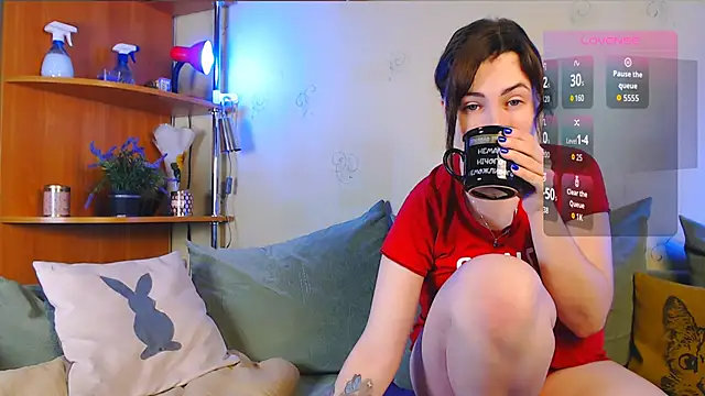 Caroline1995 online show from 10.25.25