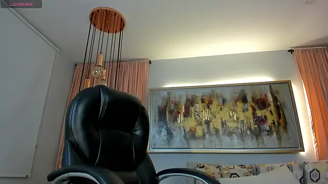 Snapshot of NatyFerrer_ chatting on 02.04.25 NatyFerrer  online show from 02.04.25