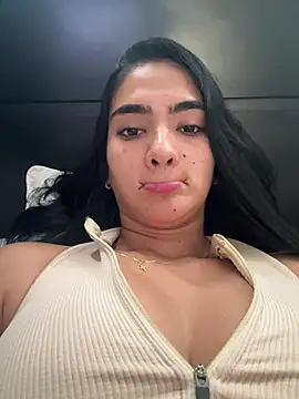 Snapshot of NatyFerrer_ chatting on 06.29.26 NatyFerrer online show from 06.29.26