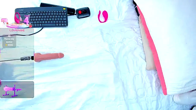 CintiaVega online show from 02.23.25