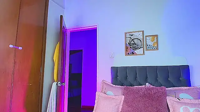 Cassie fletcher  online show from 11.09.25