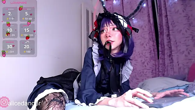 Alicedangerrr online show from 12.24.24